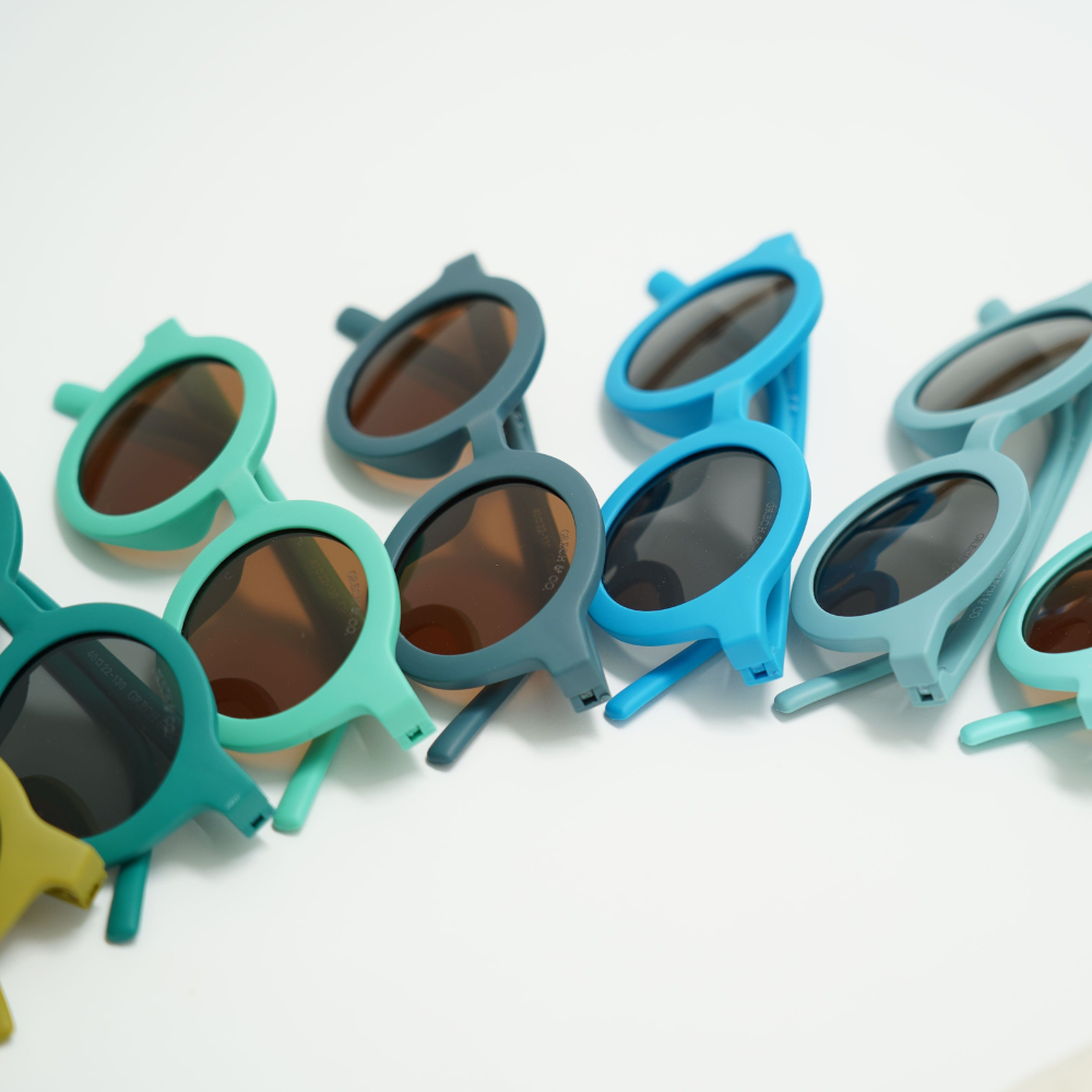 Load image into Gallery viewer, GRECH &amp; CO Child Original Round Bendable Polarized Sunglasses - Aqua (18mth-10yr)