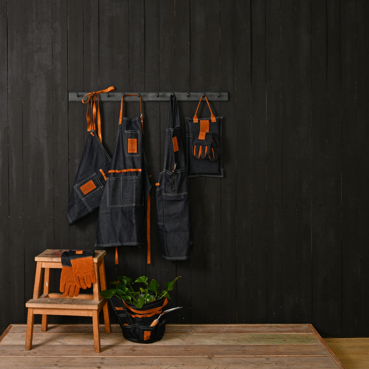 Load image into Gallery viewer, ESSCHERT DESIGN Denim Garden Gloves