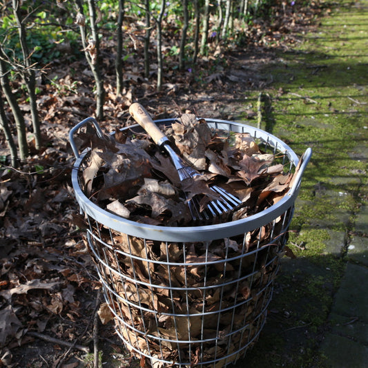 ESSCHERT DESIGN Stainless Steel Hand Leaf Rake