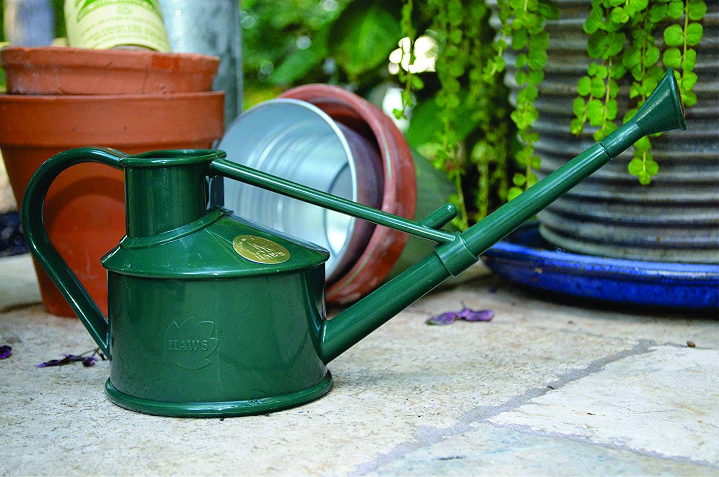 Load image into Gallery viewer, HAWS &#39;The Langley Sprinkler Green&#39; Plastic Watering Can - One Pint