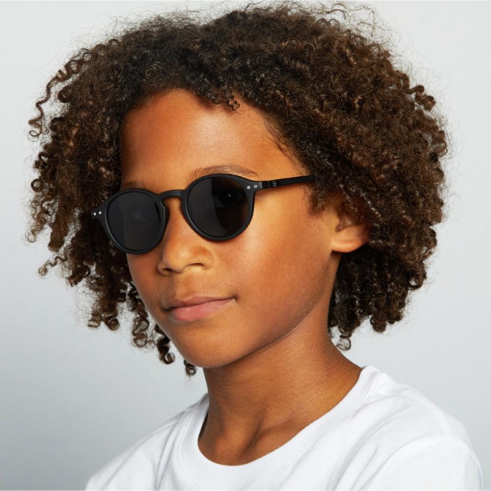 Load image into Gallery viewer, IZIPIZI PARIS Sun Junior Kids STYLE #D Sunglasses - Black (3-10 YEARS)