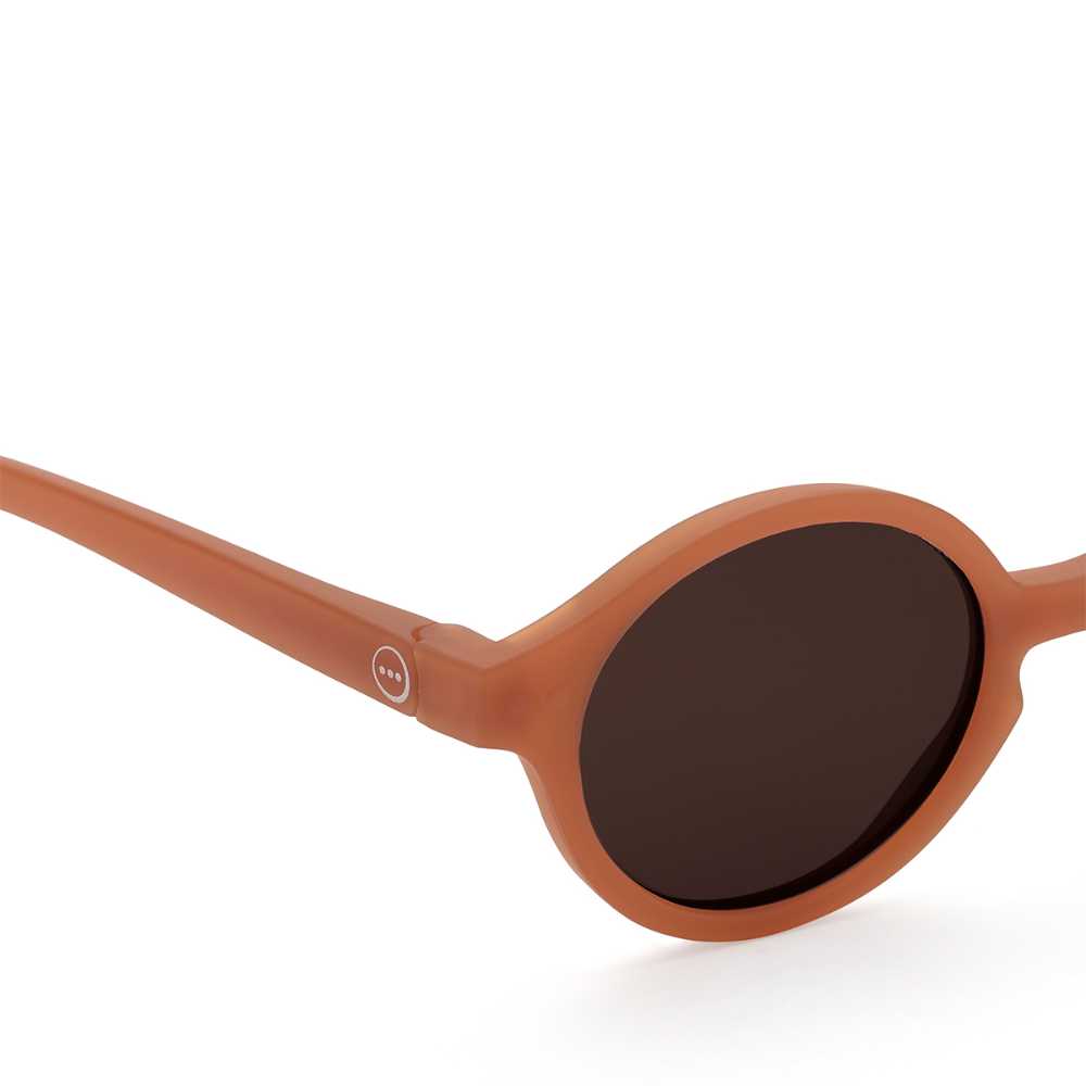 Load image into Gallery viewer, IZIPIZI PARIS Sun Baby Sunglasses Essentia Collection - Cinnamon (0-9MONTHS)