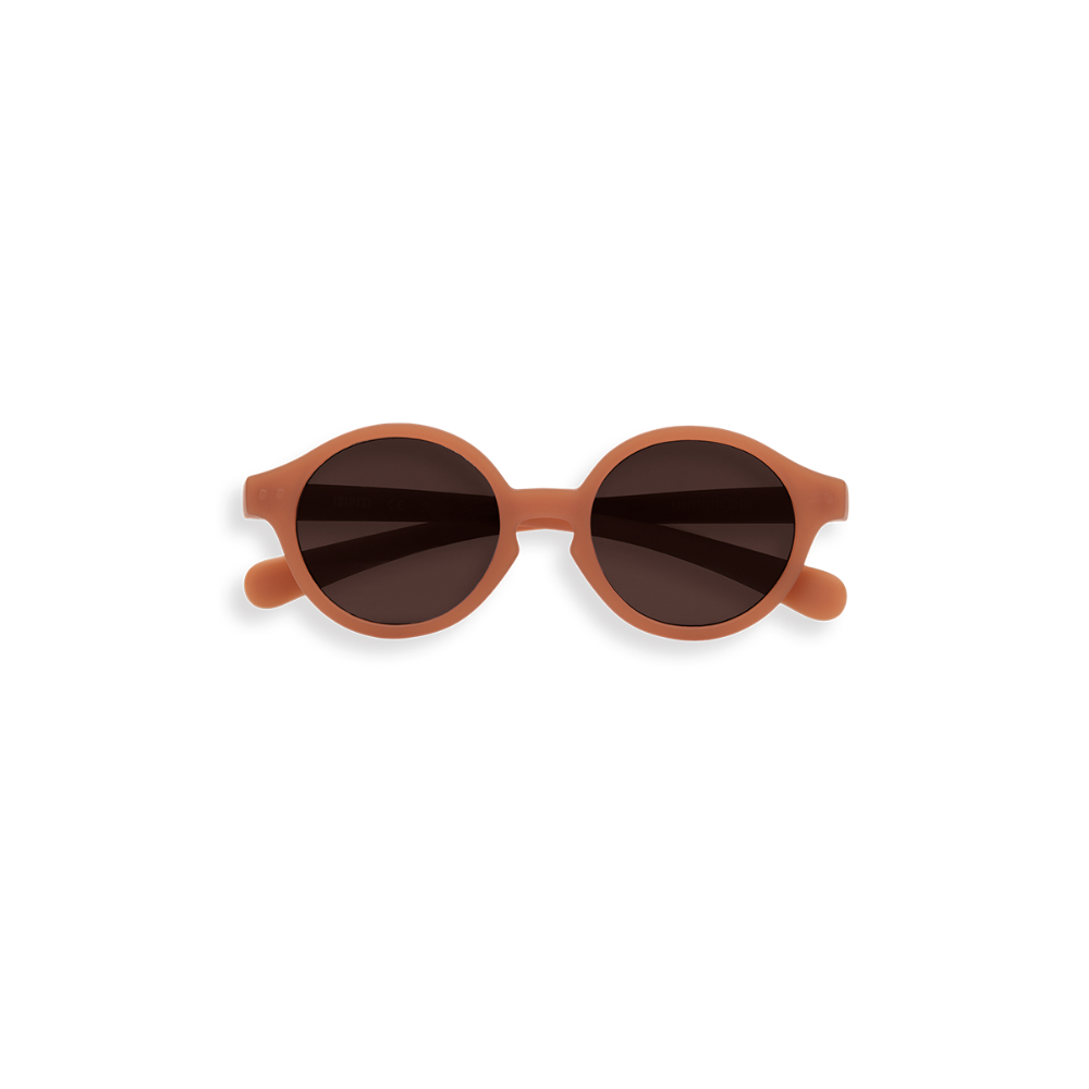 Load image into Gallery viewer, IZIPIZI PARIS Sun Baby Sunglasses Essentia Collection - Cinnamon (0-9MONTHS)