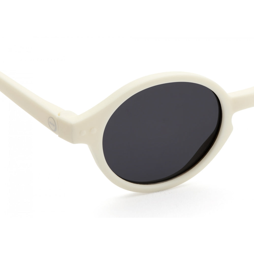 Load image into Gallery viewer, IZIPIZI PARIS Sun Baby Sunglasses - Milk  (0-9 Months)