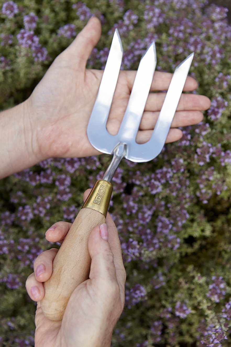 Load image into Gallery viewer, SOPHIE CONRAN Garden Hand Fork in Gift Box