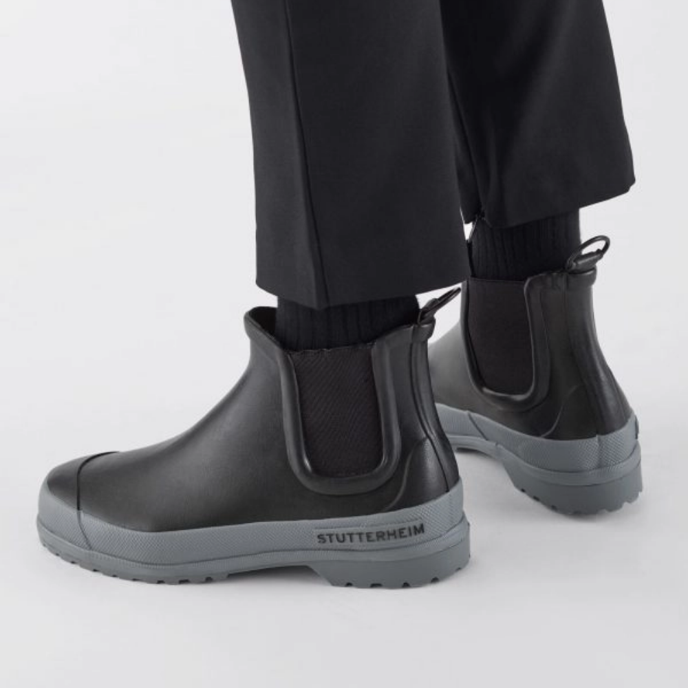 Load image into Gallery viewer, STUTTERHEIM Chelsea Rainwalker - Black / Grey