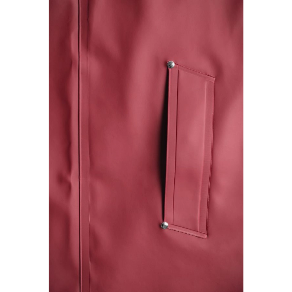 Load image into Gallery viewer, STUTTERHEIM Mosebacke Raincoat - Burgundy