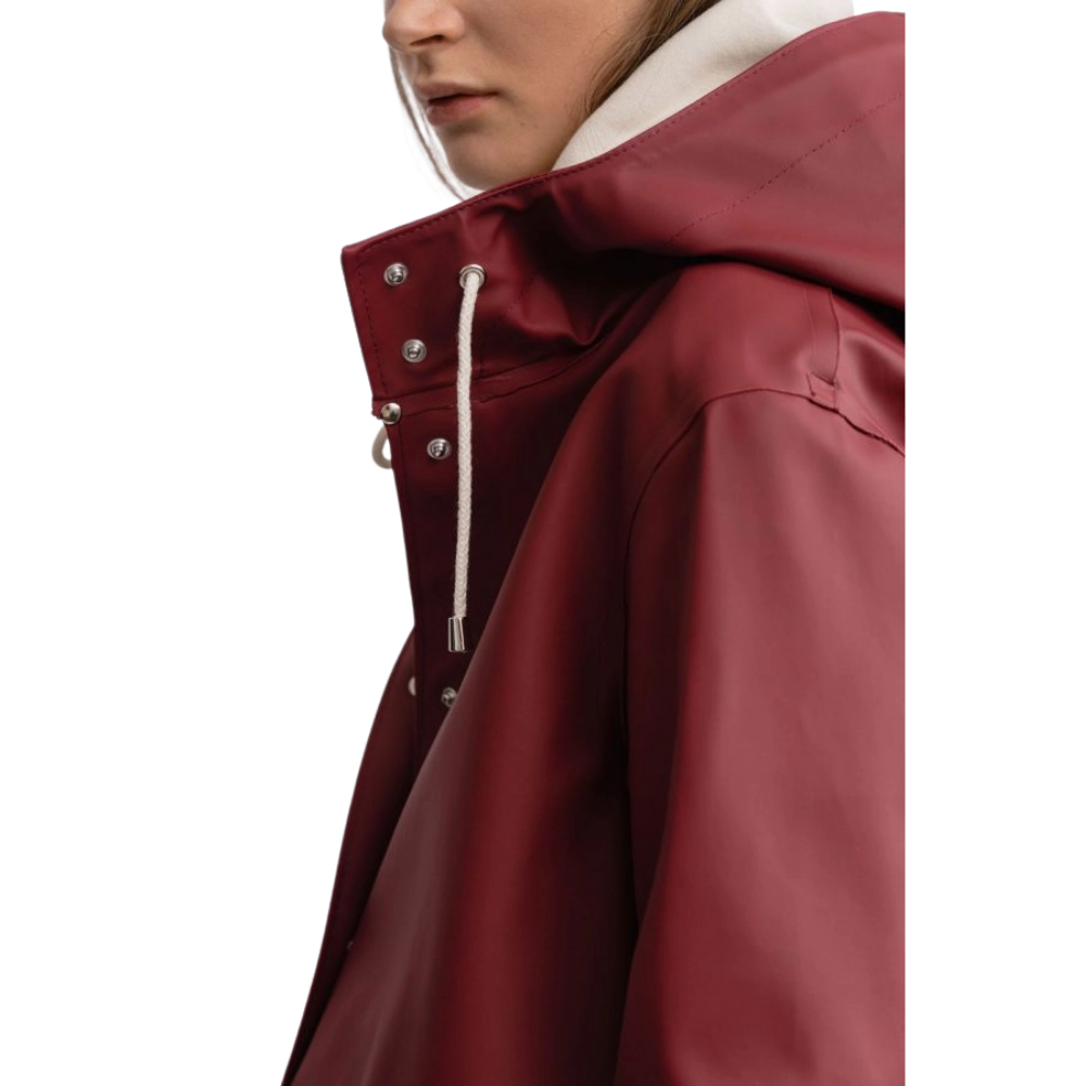 Load image into Gallery viewer, STUTTERHEIM Mosebacke Raincoat - Burgundy