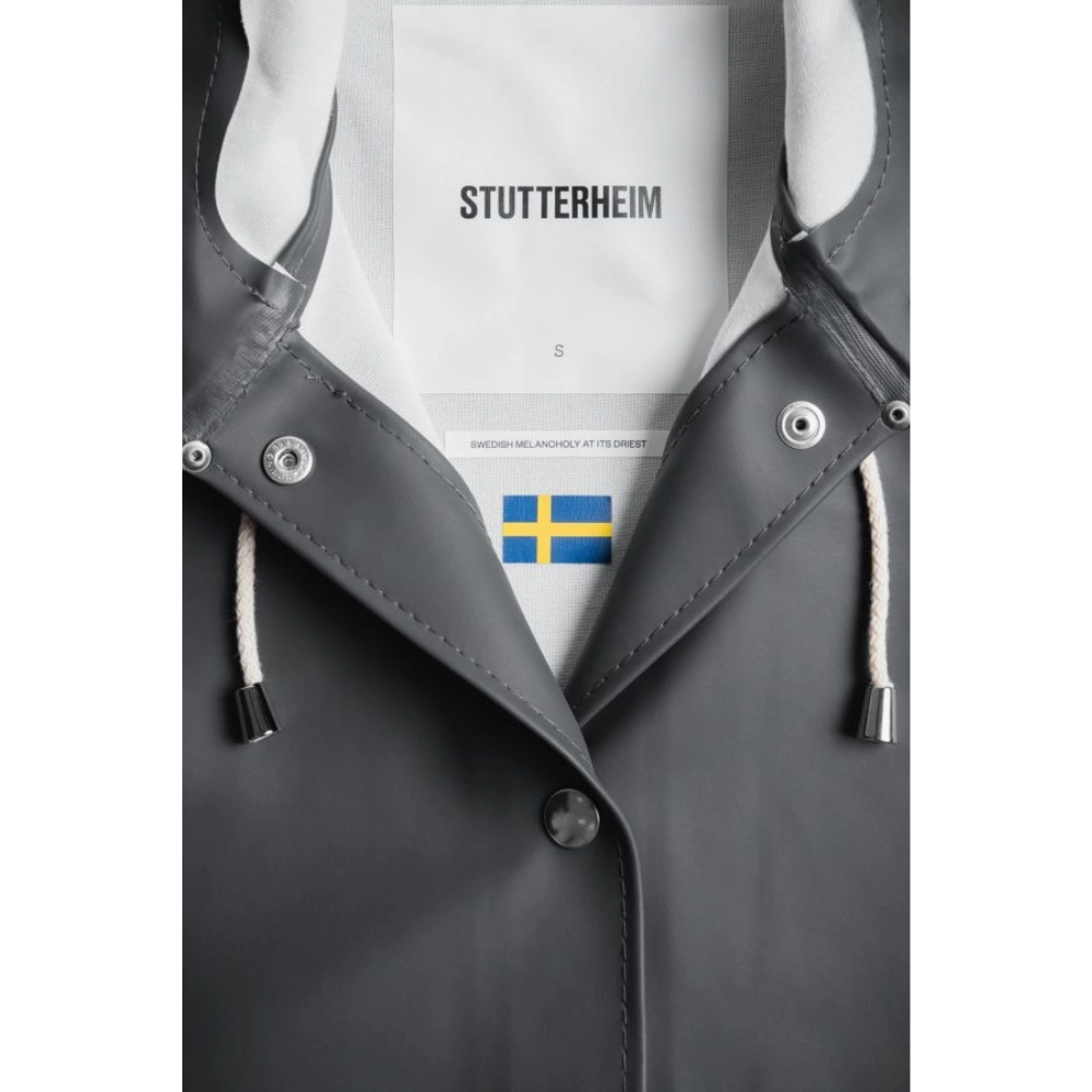 Load image into Gallery viewer, STUTTERHEIM Mosebacke Raincoat - Charcoal