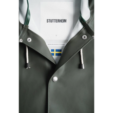 Load image into Gallery viewer, STUTTERHEIM Stockholm Raincoat - Green