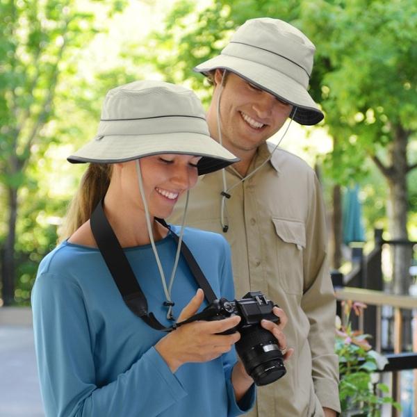 Load image into Gallery viewer, SUNDAY AFTERNOONS Solar Bucket Hat - Cream