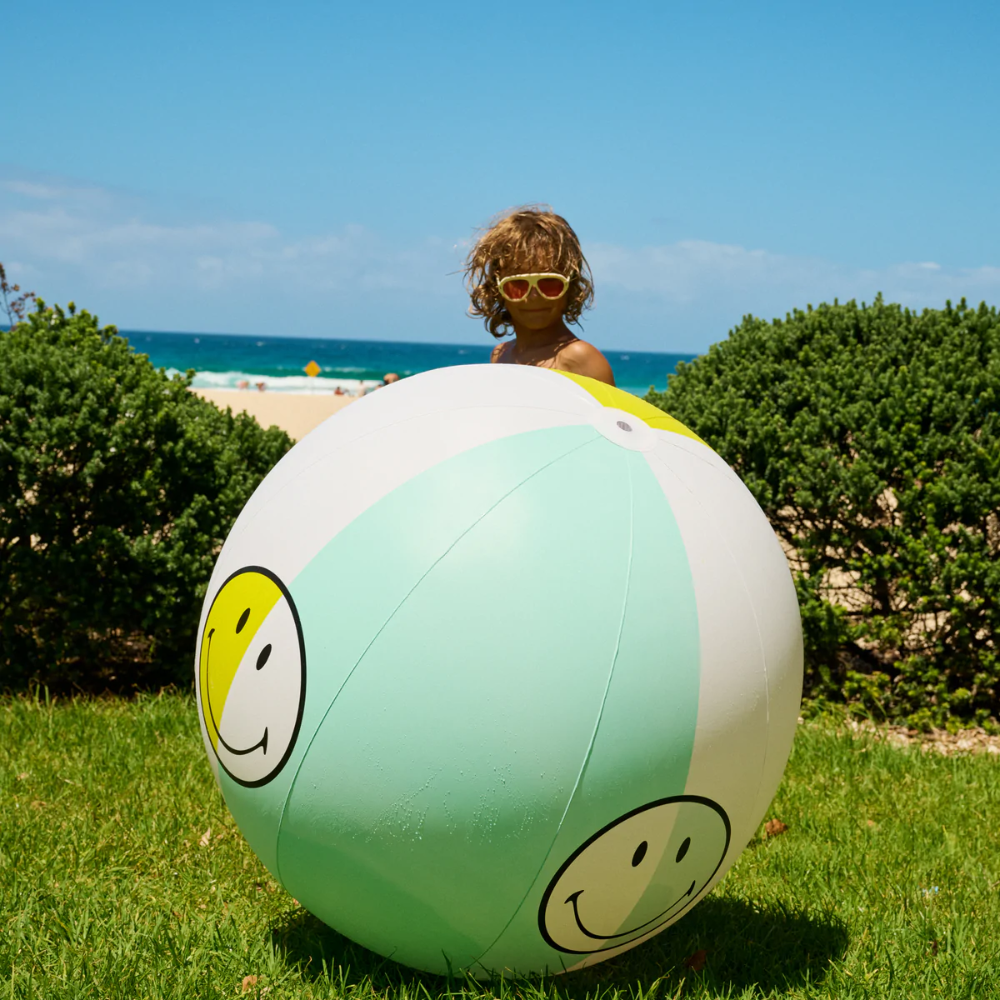 Load image into Gallery viewer, SUNNYLIFE Inflatable Sprinkler - Smiley