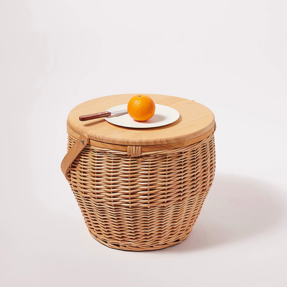 Load image into Gallery viewer, SUNNYLIFE Round Picnic Cooler Basket - Natural