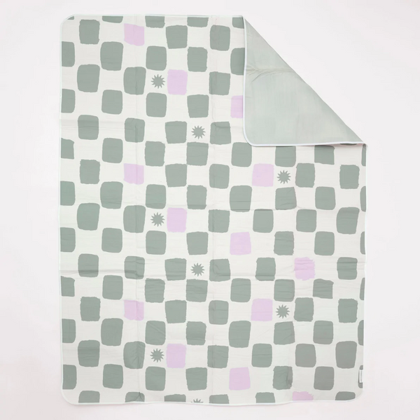 SUNNYLIFE Wash Me Beach & Picnic Blanket Checkerboard SUNNYLIFE Wash Me Beach & Picnic Blanket Checkerboard