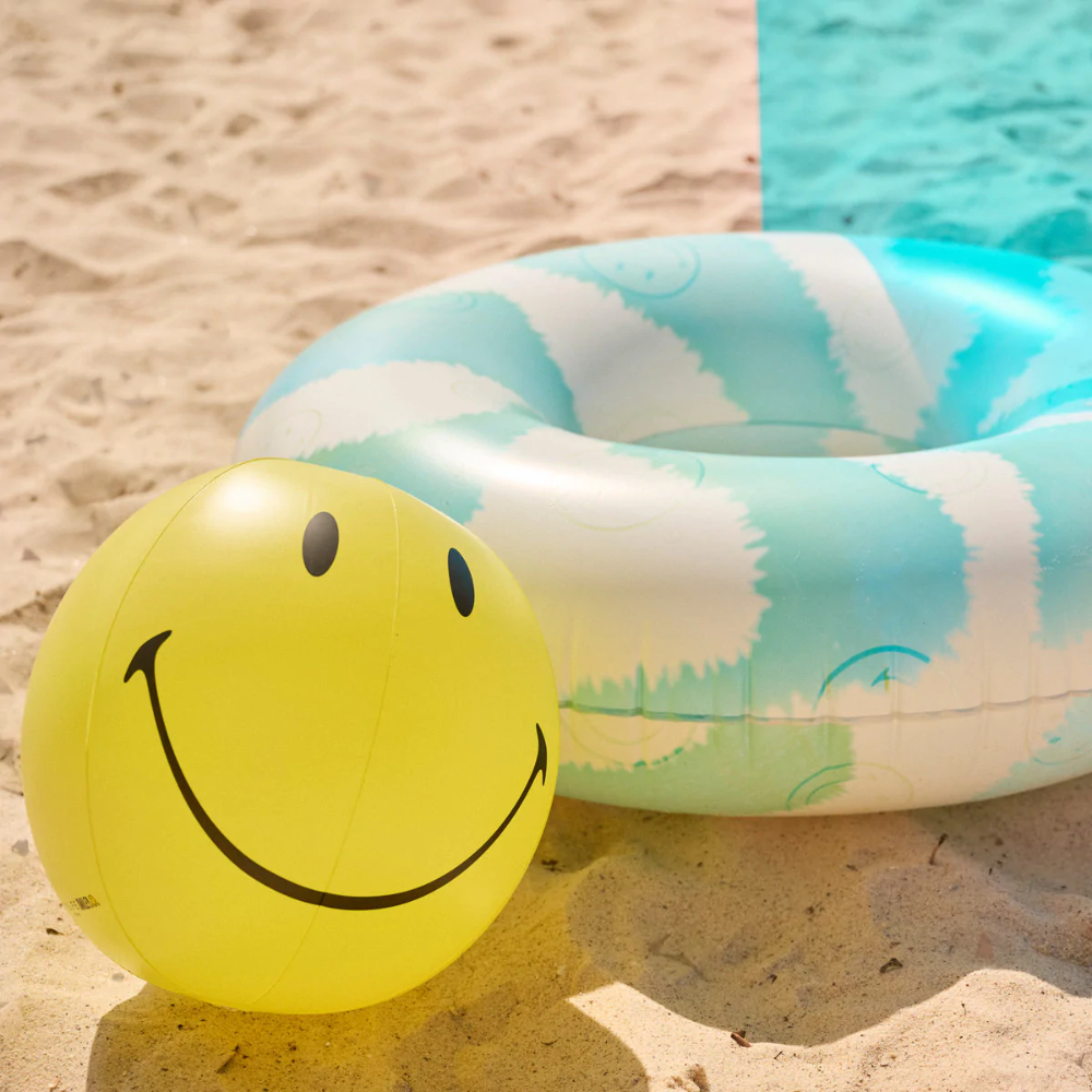 Load image into Gallery viewer, SUNNYLIFE Pool Ring &amp; Ball Set - Smiley