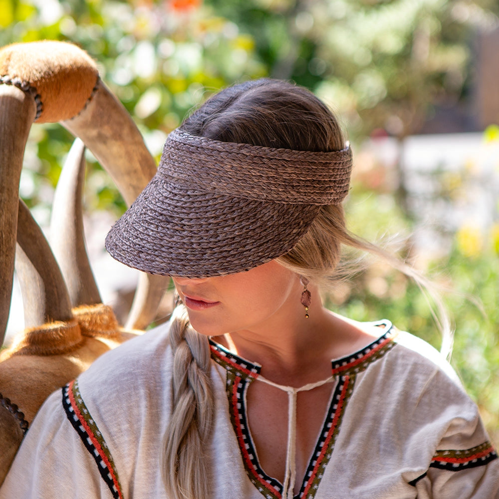 Load image into Gallery viewer, RIGON HEADWEAR Noosa Raffia Visor - Mushroom