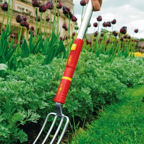 WOLF GARTEN Multi-change Flower Fork in Action