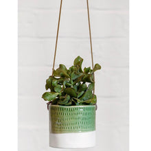 Load image into Gallery viewer, BURGON &amp; BALL Hanging Plant Pot - &#39;Pie Crust&#39;
