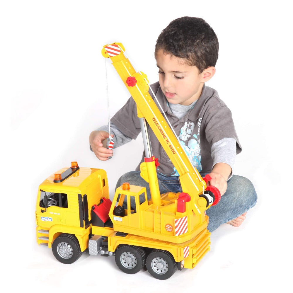 Load image into Gallery viewer, BRUDER MAN TGA Crane Truck 1:16