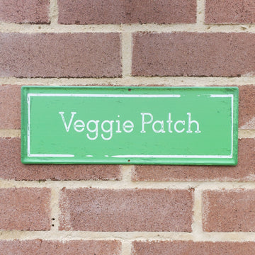 MARTHA'S VINEYARD Vintage Style Garden Sign - Veggie Patch - Green