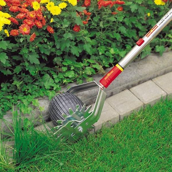 Edging with the WOLF GARTEN Multi-change Lawn Edger - Star Wheel